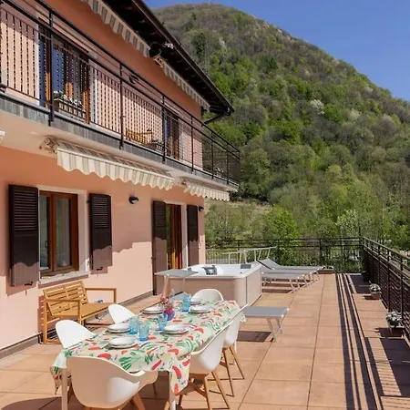 Διαμέρισμα La Terrazza Sui Monti Castiglione dʼIntelvi